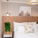 Micro-Luxurious Apartment In Cape Town Cbd