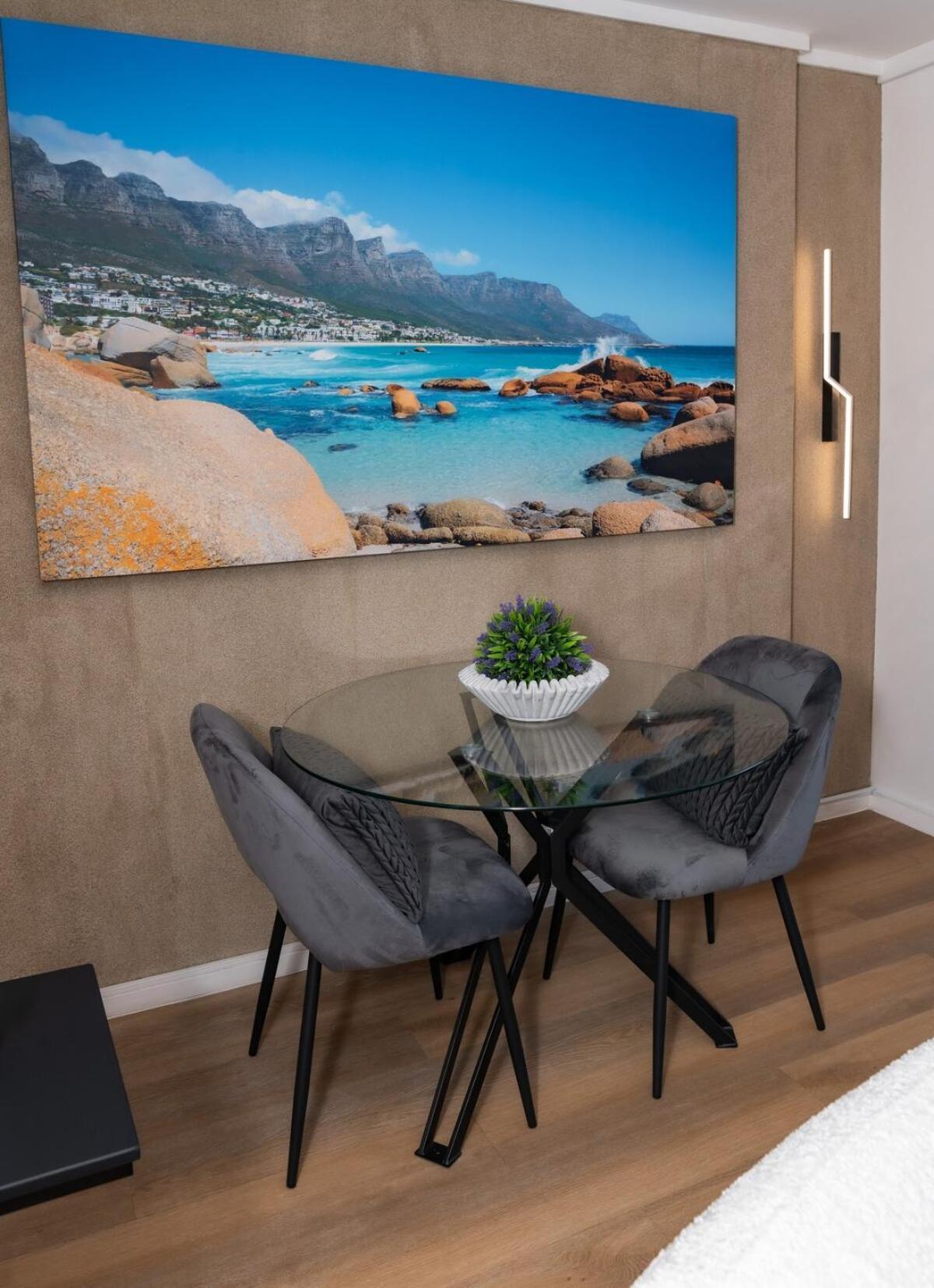 Micro-luxurious In Cbd Apartamento