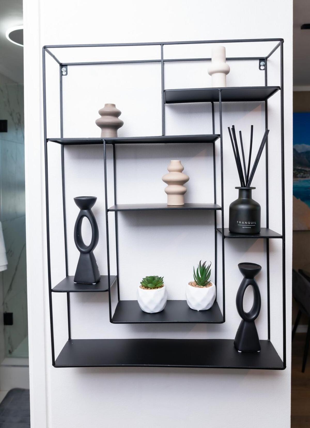 Micro-luxurious In Cbd