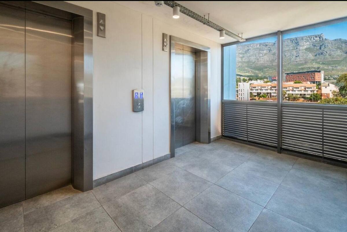 Micro-luxurious In Cbd *