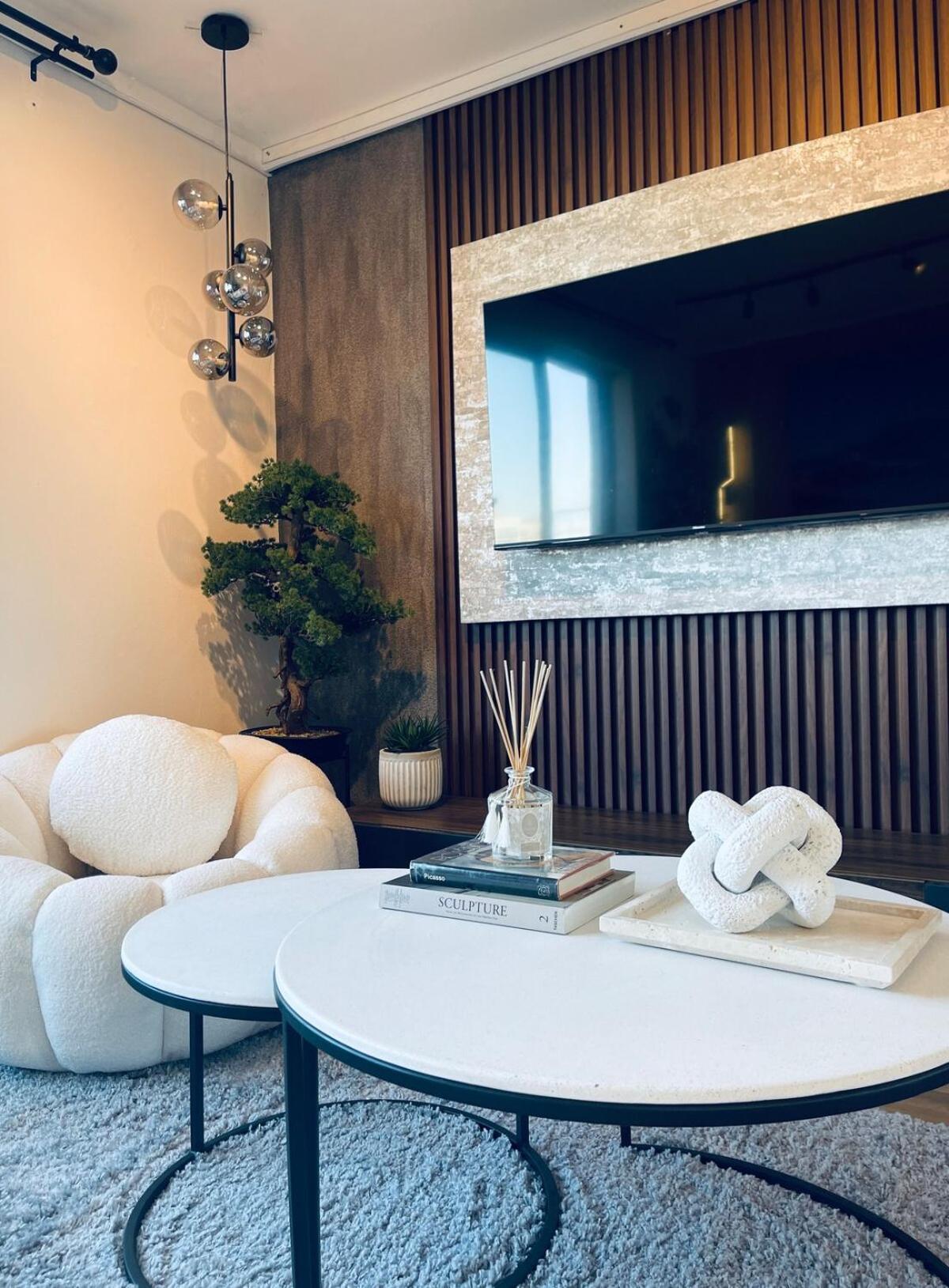 Micro-luxurious In Cbd